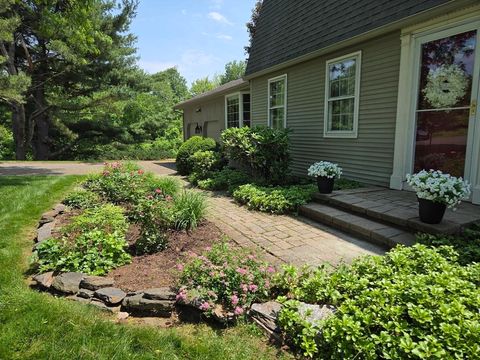 24 East View Drive Agawam MA 01030