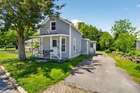 Photo of 48 Farmfield St, Fairhaven, MA 02719 (MLS # 73533915)
