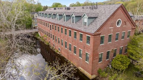 Photo of 25 Pond St #210, Amesbury, MA 01913 (MLS # 73517622)