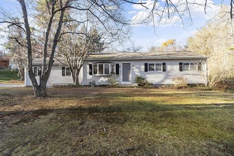 4 Crown Road Westford MA 01886