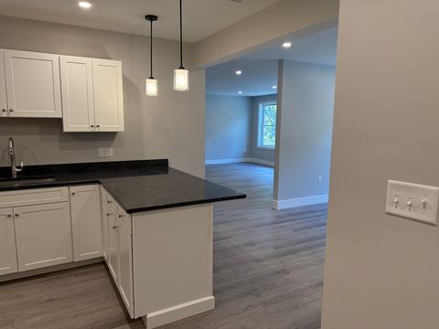 251 Sladen Street 304 Dracut MA 01826