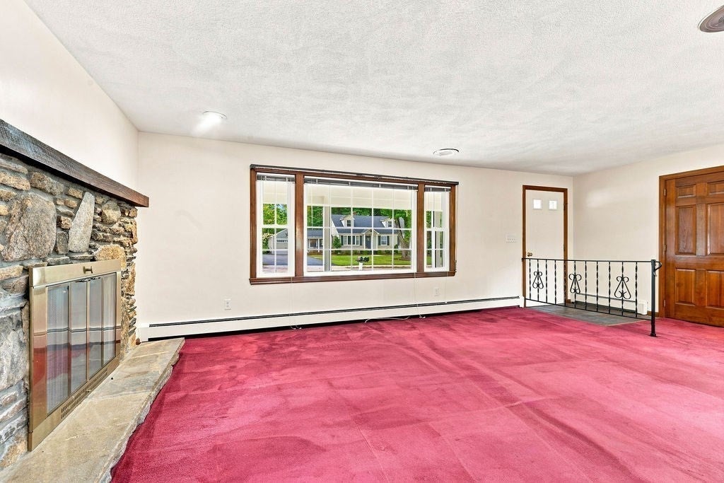 532 Union St, Franklin, MA, 532 Union St, Franklin, MA Photo #4