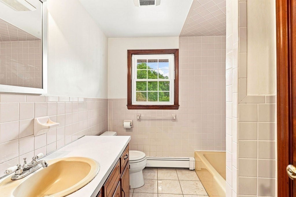 532 Union St, Franklin, MA, 532 Union St, Franklin, MA Photo #16