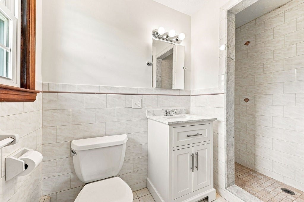 532 Union St, Franklin, MA, 532 Union St, Franklin, MA Photo #12