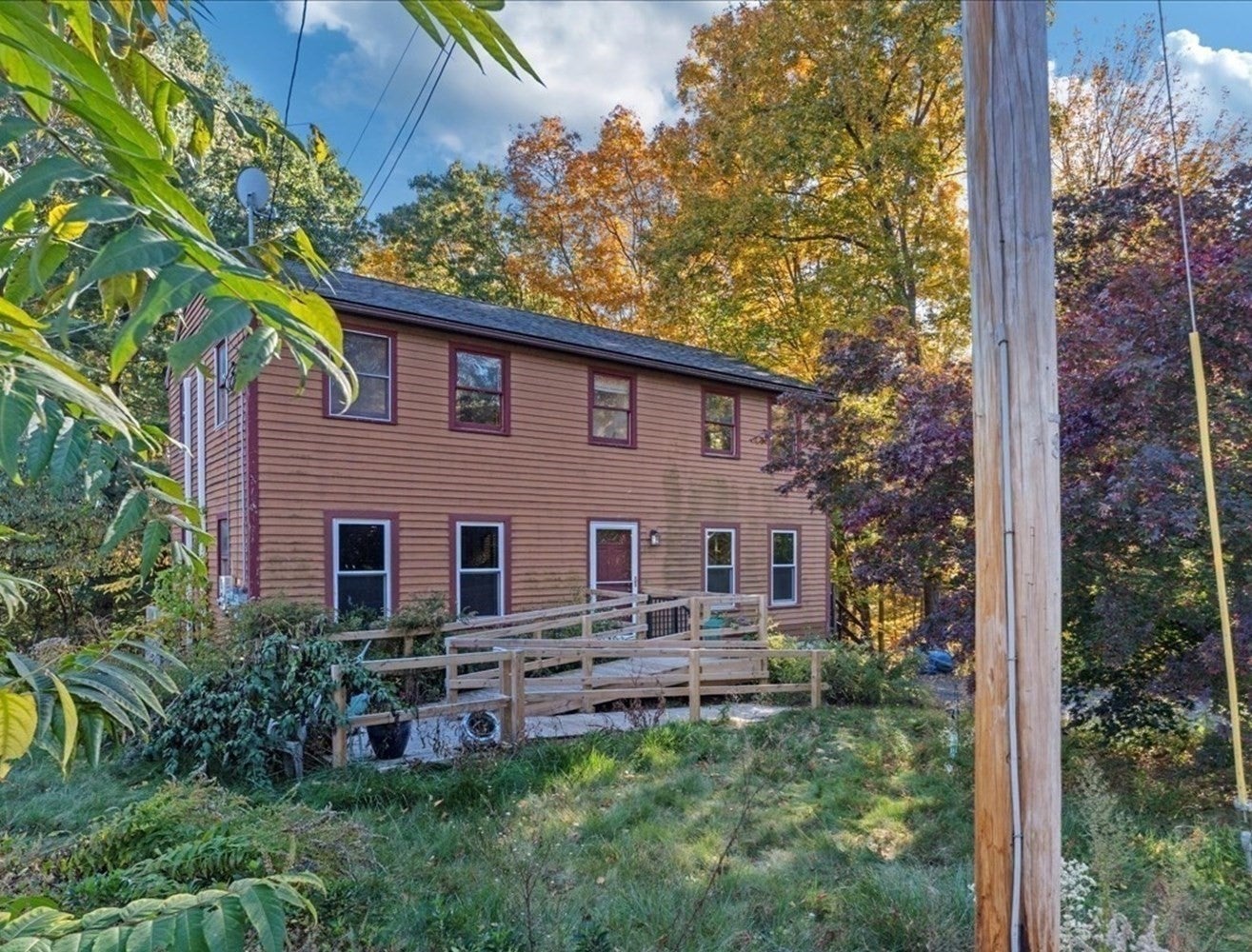 59 Iroquois Street, Worcester, MA Photo #25