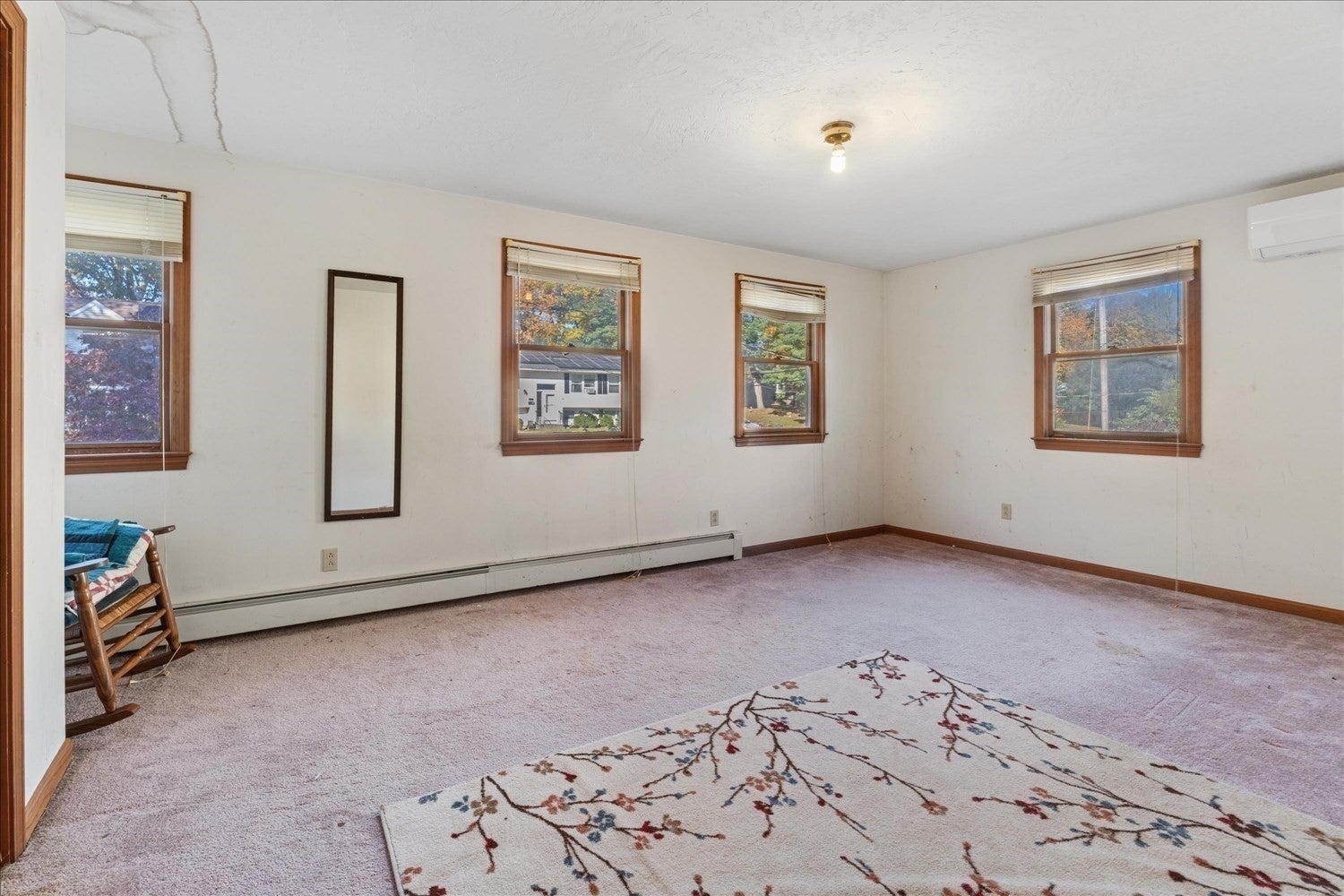 59 Iroquois Street, Worcester, MA Photo #16