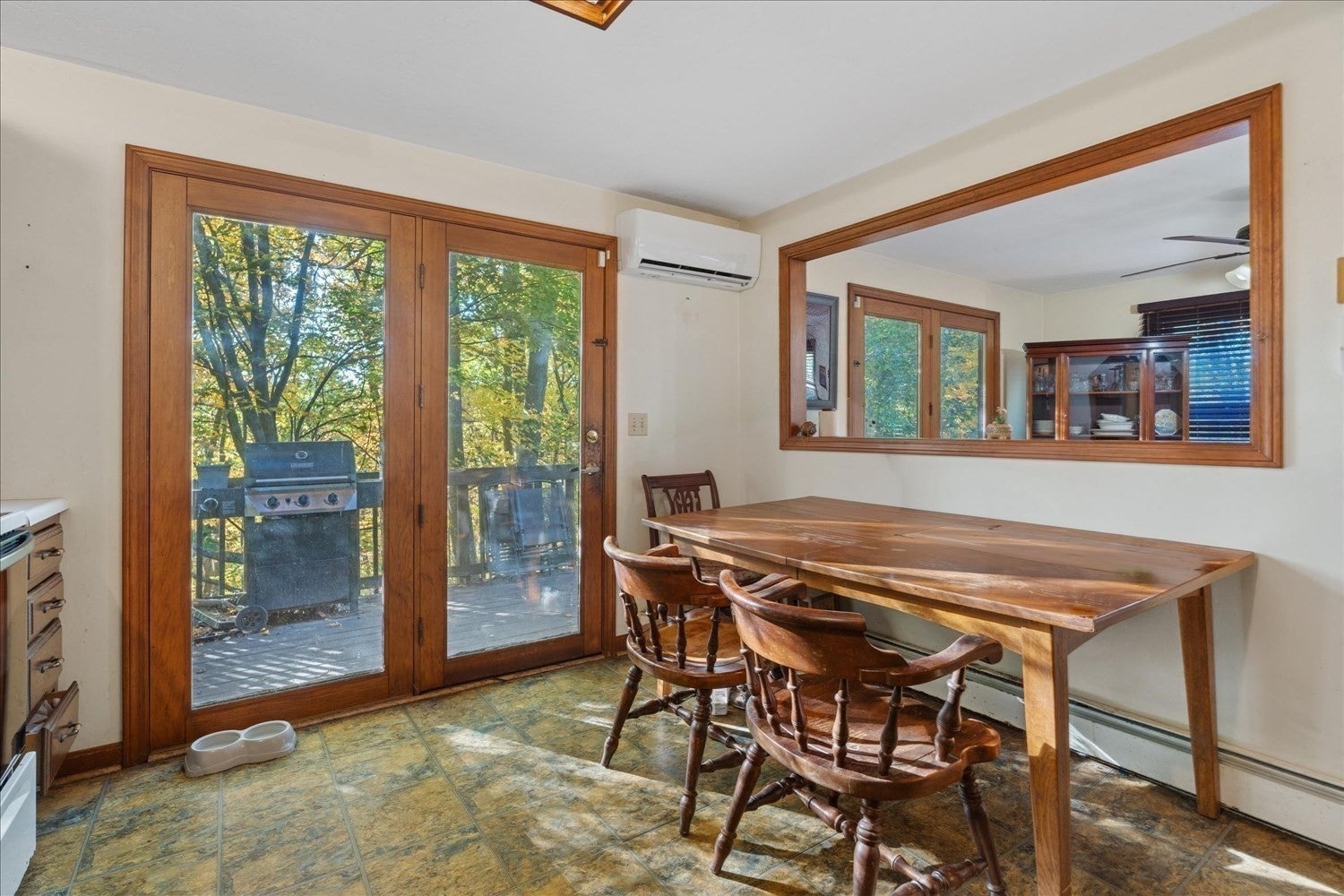 59 Iroquois Street, Worcester, MA Photo #8