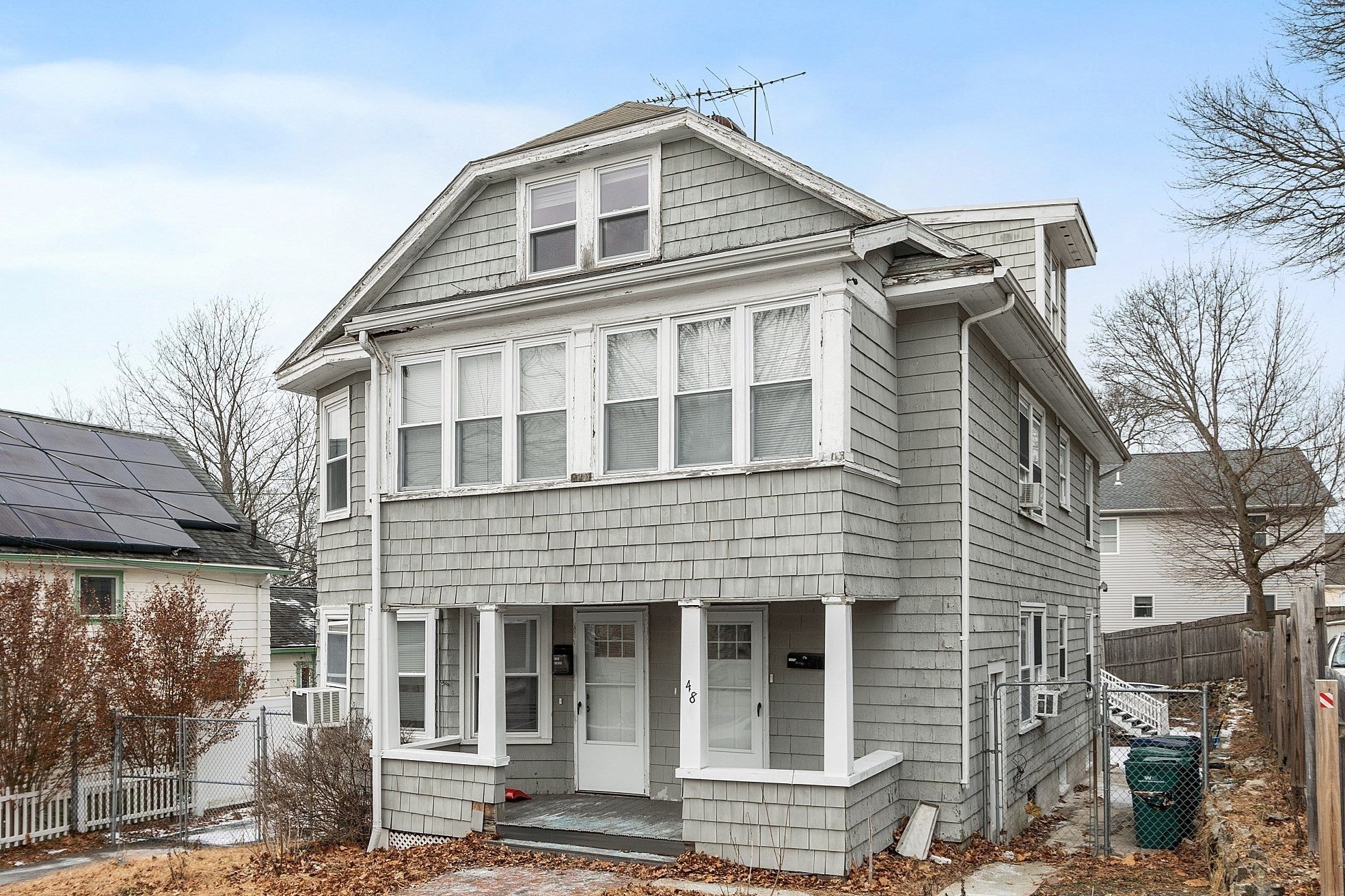 48 Saratoga St