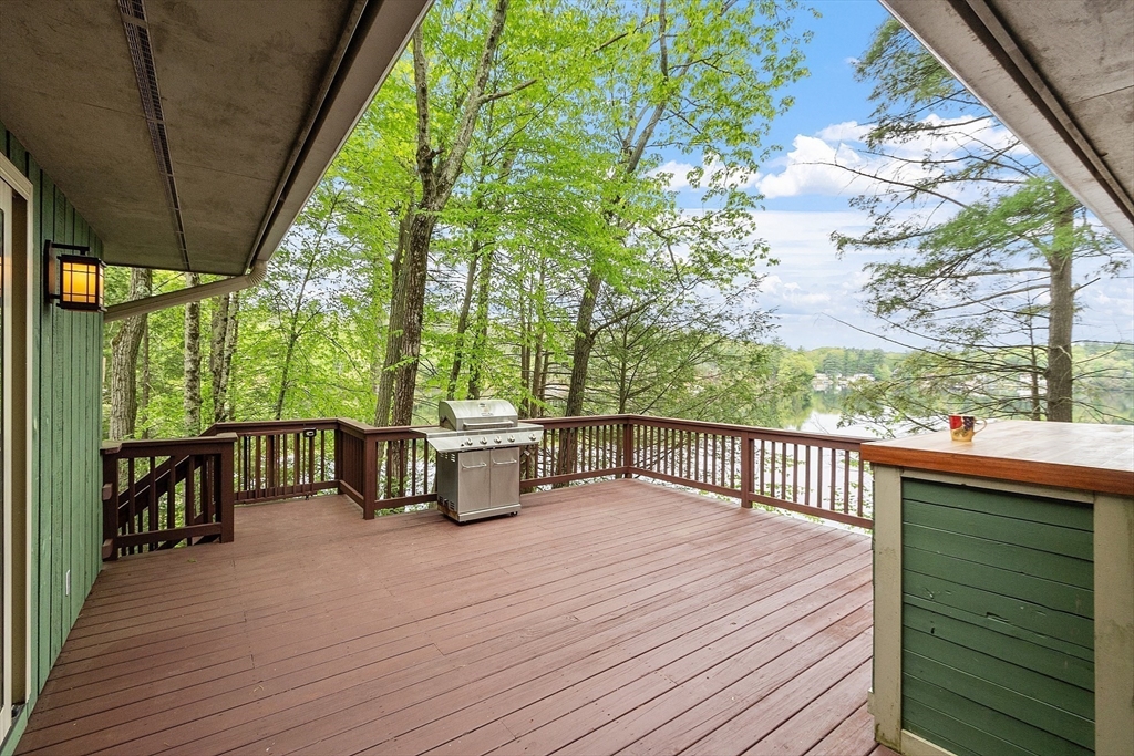 260 Fort Pond Rd