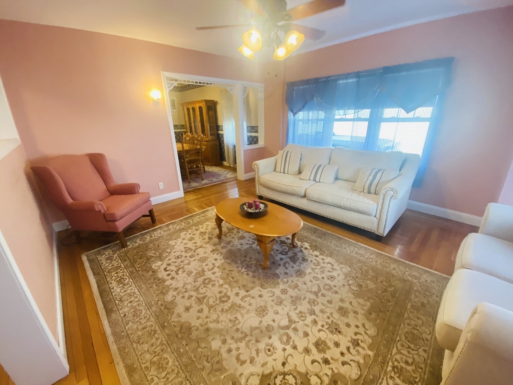 7 River Street Pl
