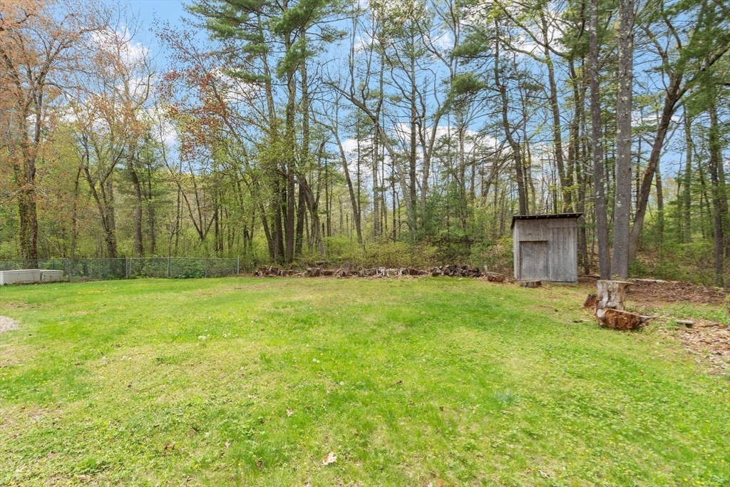 10 Meadowglen Rd, Billerica, MA Photo #28