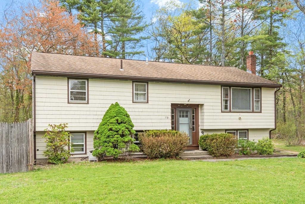 10 Meadowglen Rd, Billerica, MA Photo #2