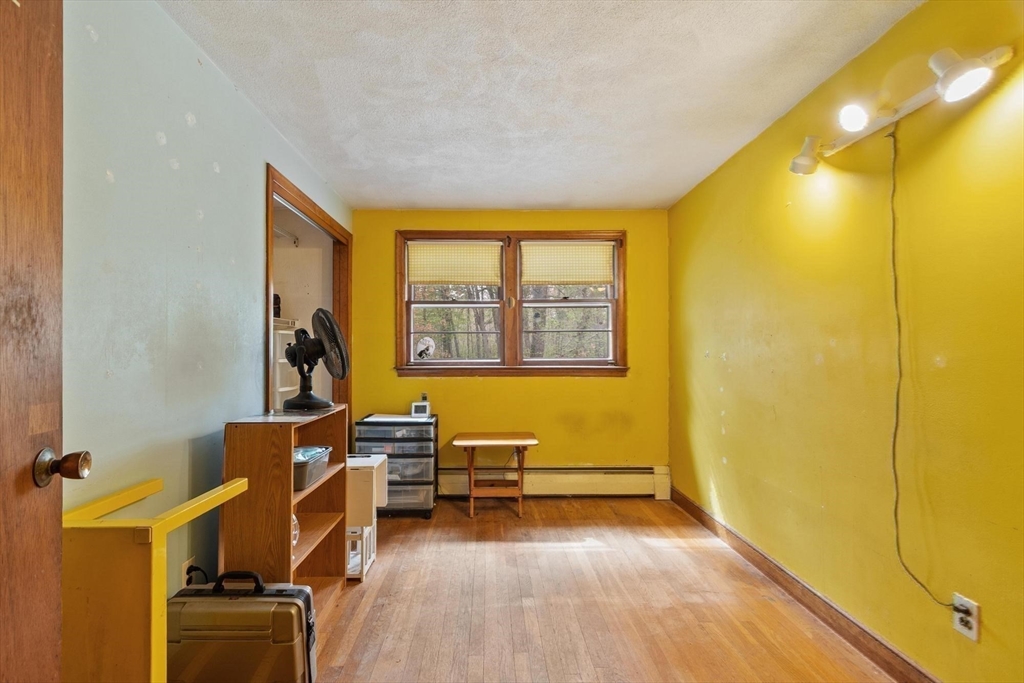10 Meadowglen Rd, Billerica, MA Photo #22
