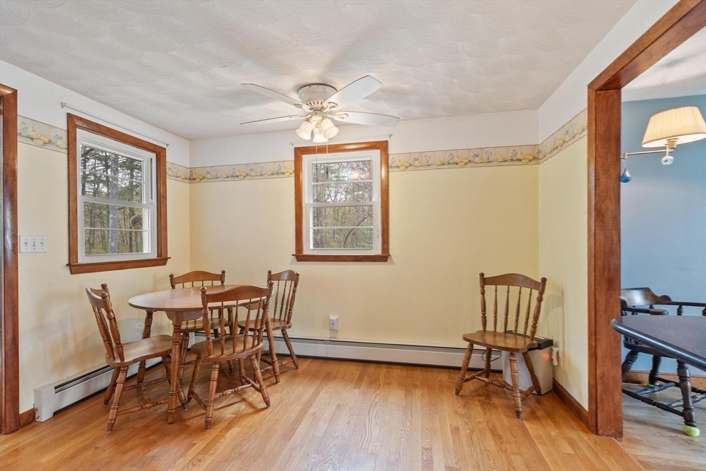 10 Meadowglen Rd, Billerica, MA Photo #13