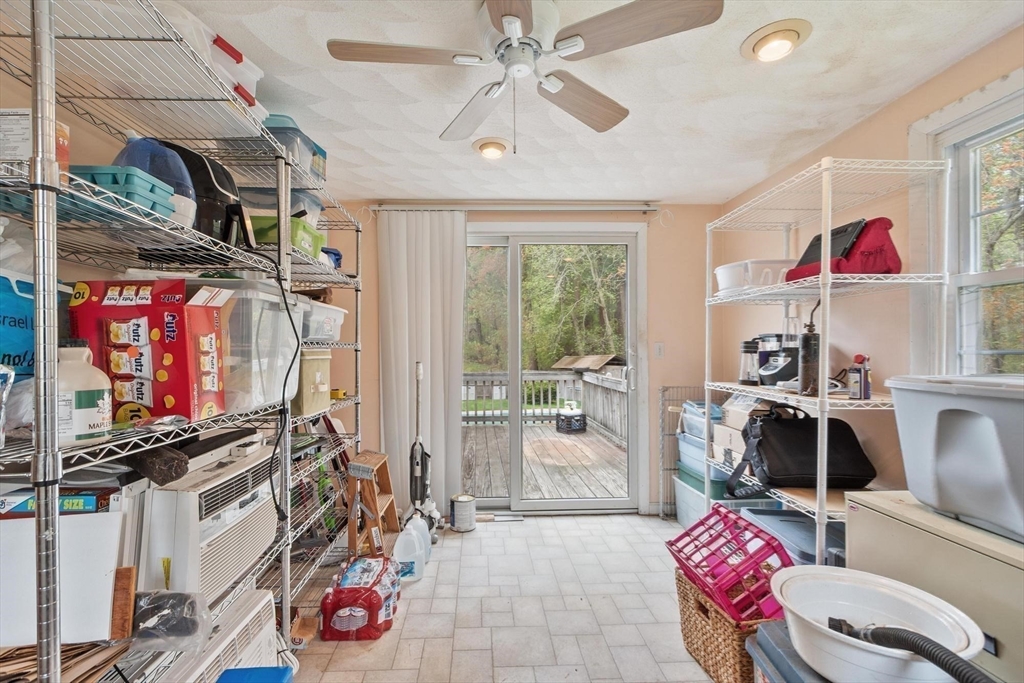 10 Meadowglen Rd, Billerica, MA Photo #14
