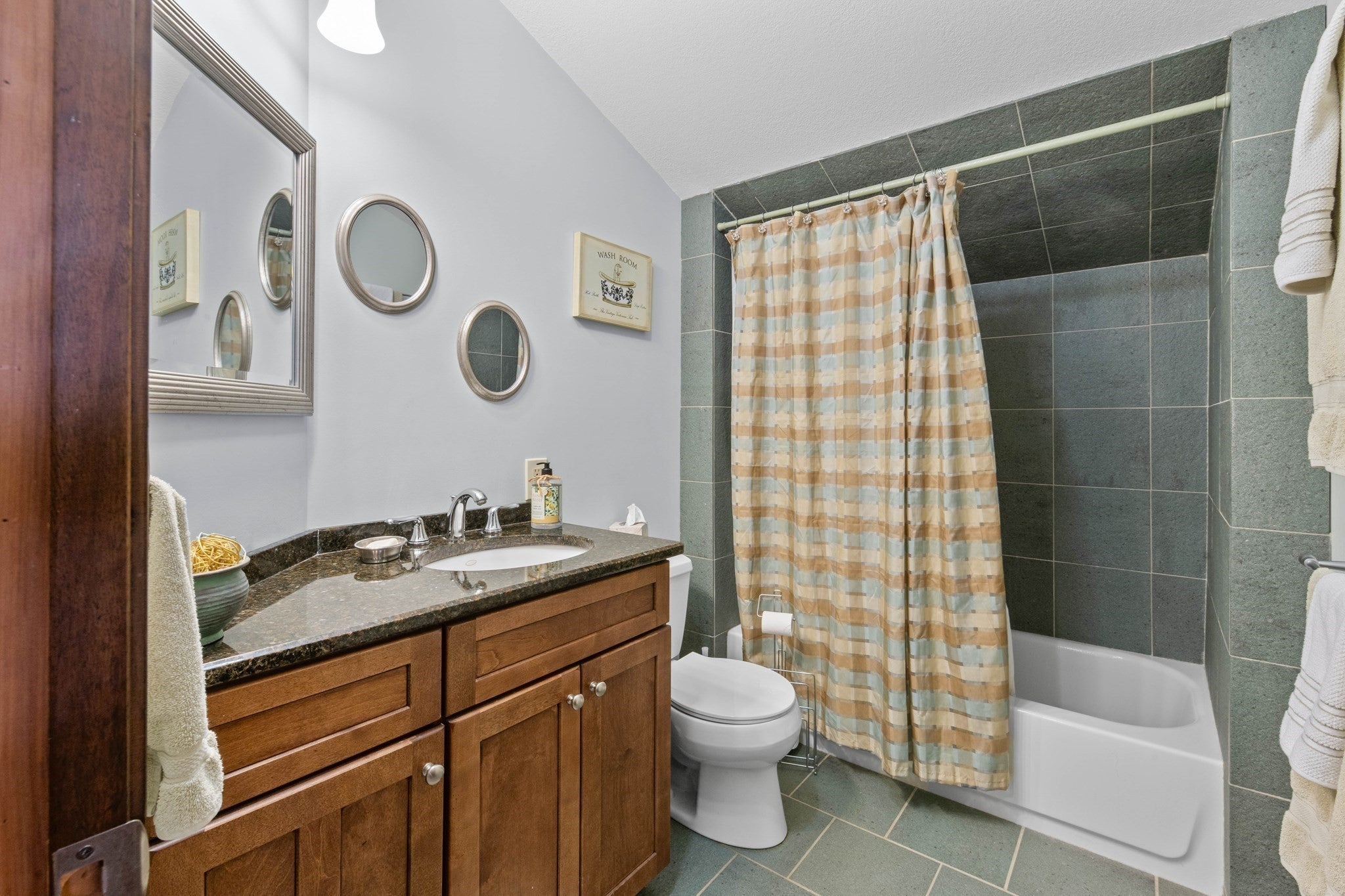 108 Remick Dr, Tamworth, NH Photo #16