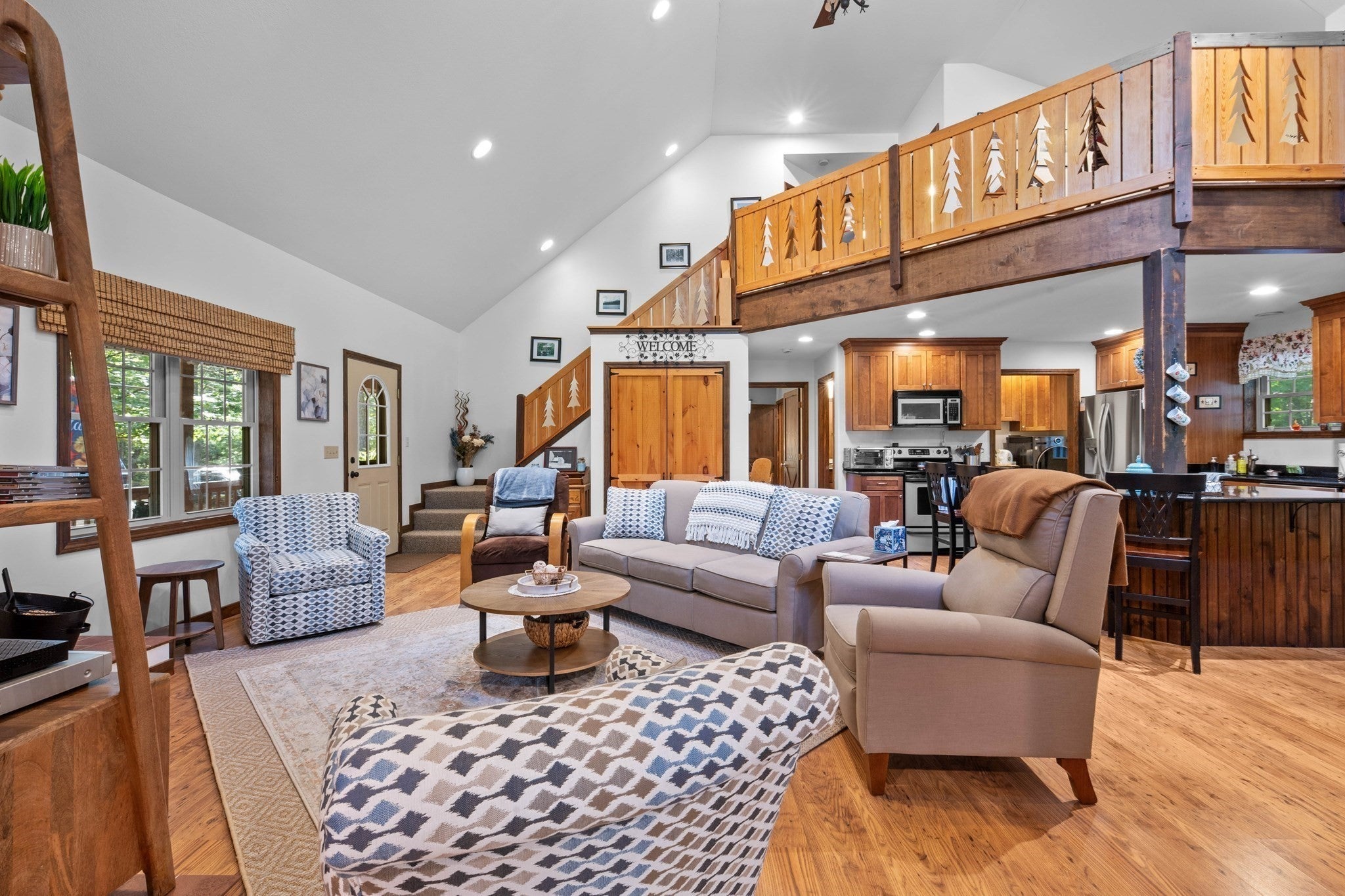 108 Remick Dr, Tamworth, NH Photo #10