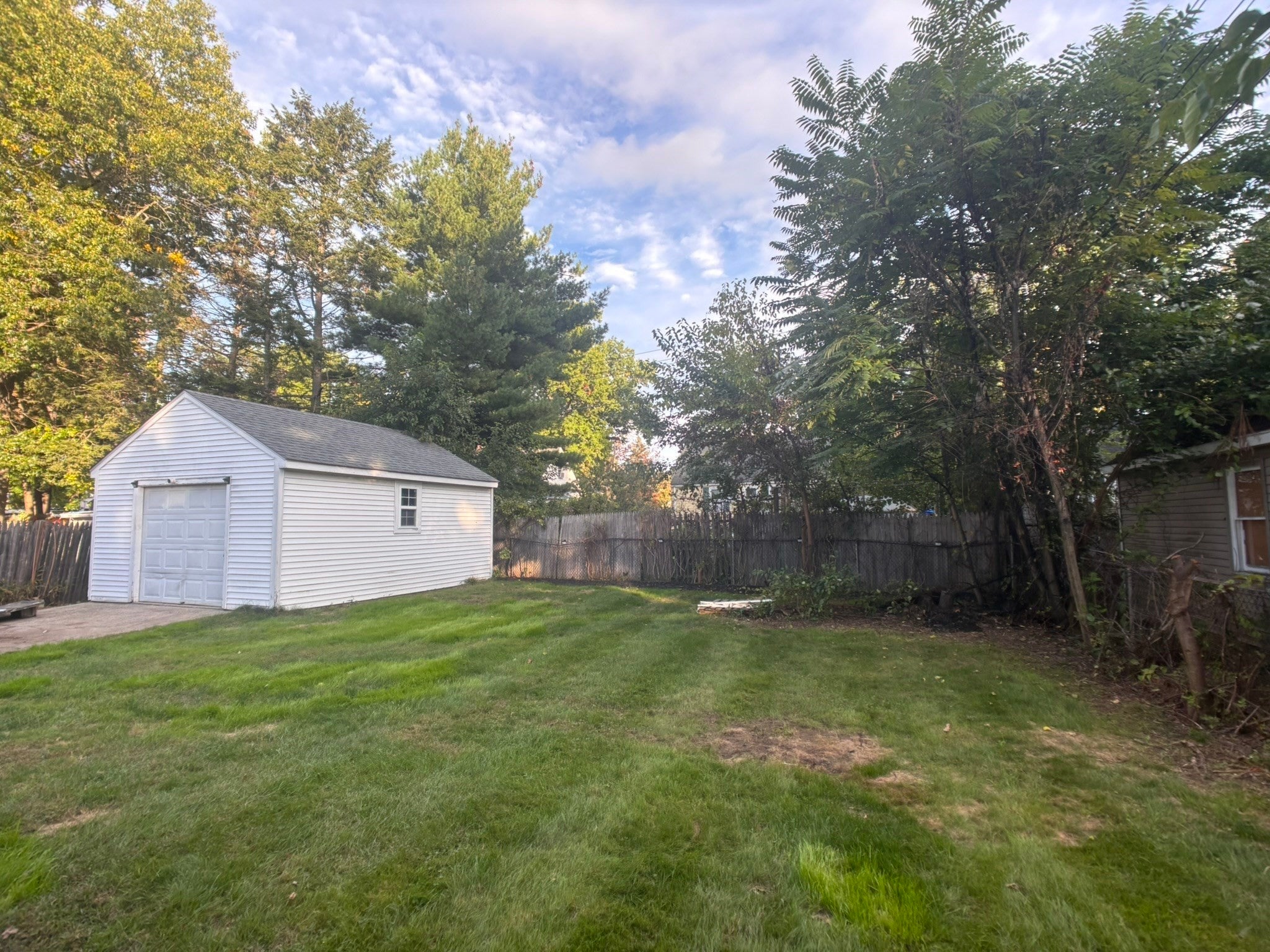 23 Midway St, Springfield, MA, 23 Midway St, Springfield, MA Photo #5