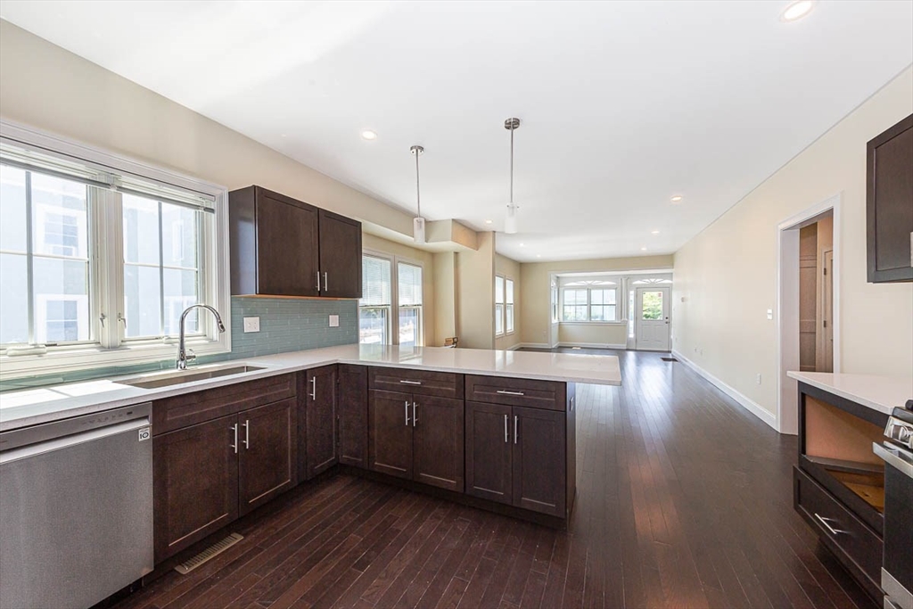 120 Jerome St #120, Medford, MA, 120 Jerome St #120, Medford, MA Photo #4