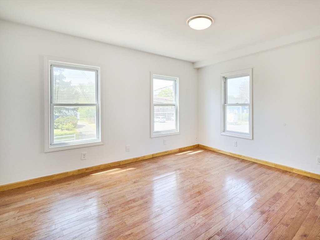 11 Beach Road 2b