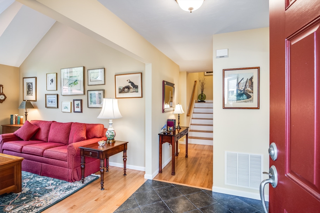 11 Alice Mullens Way 11