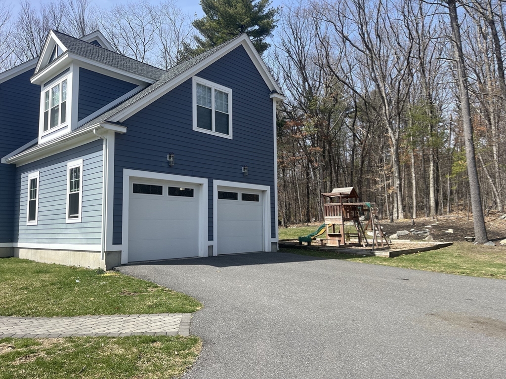 352 Church St, Northborough, MA Photo #24