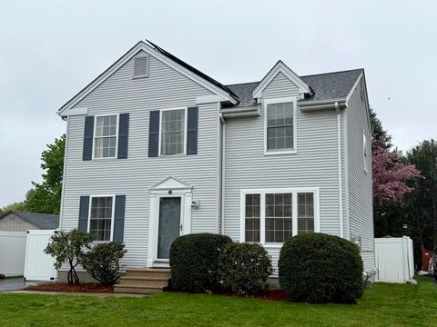 Photo of 4 Laurence Ln, East Longmeadow, MA 01028 (MLS # 73511486)