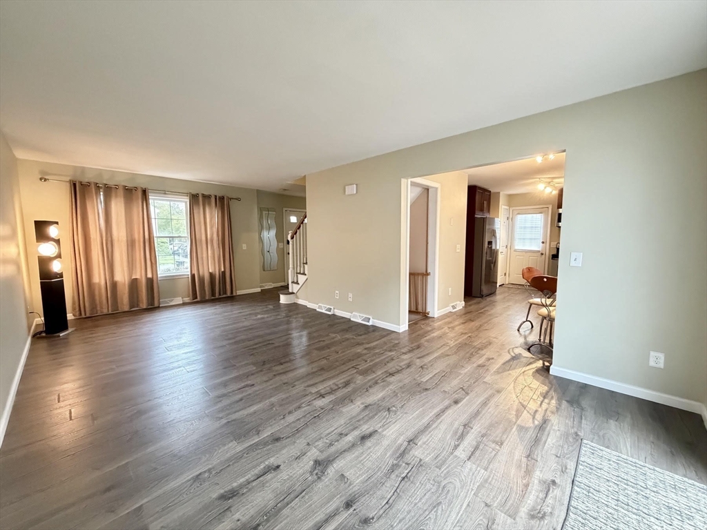 4 Laurence Ln.