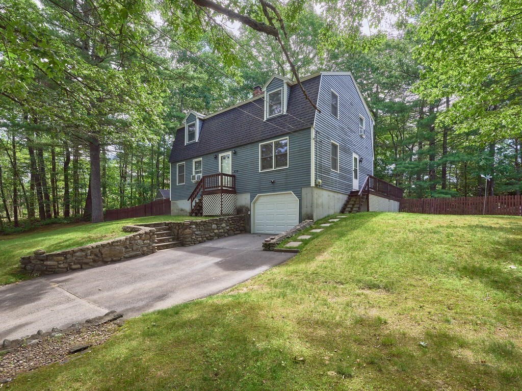 450 Willard Street