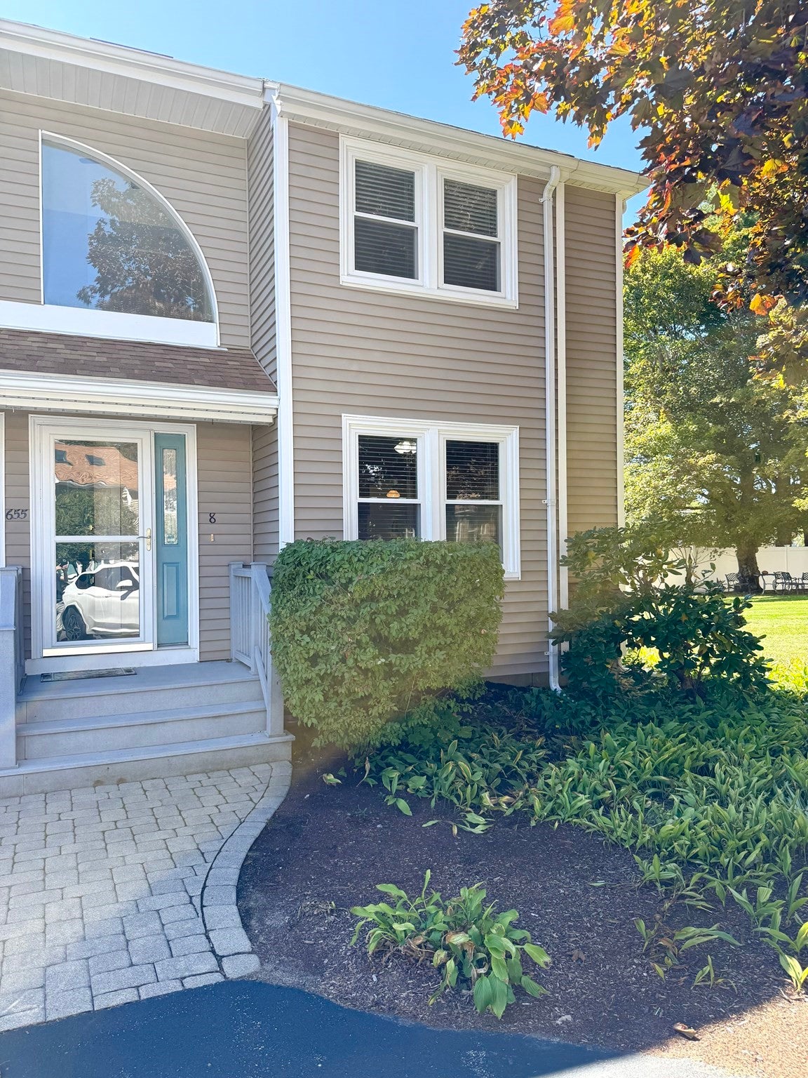 655 Pleasant Street 8
