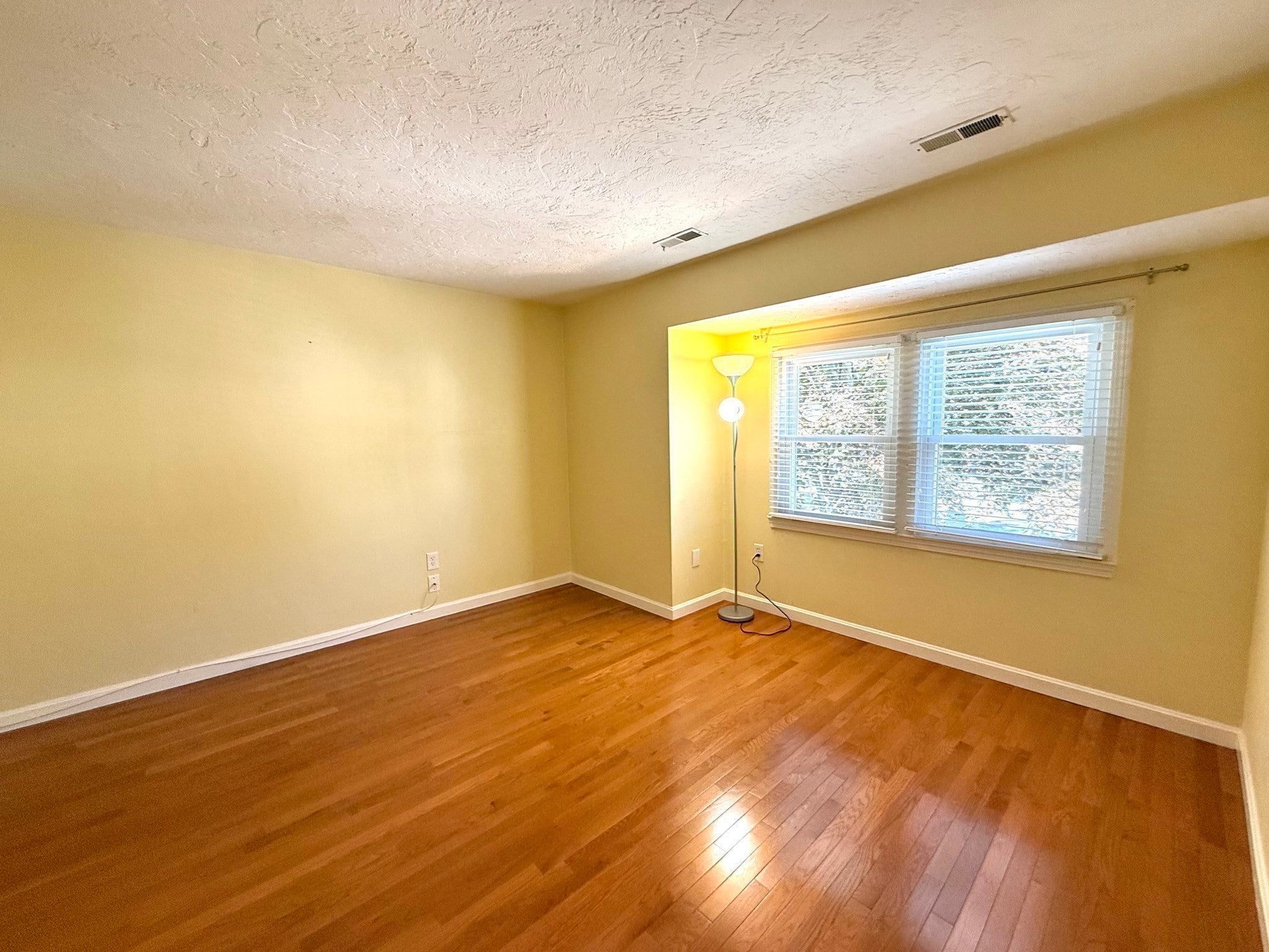 655 Pleasant Street #8, Weymouth, MA, 655 Pleasant Street #8, Weymouth, MA Photo #21