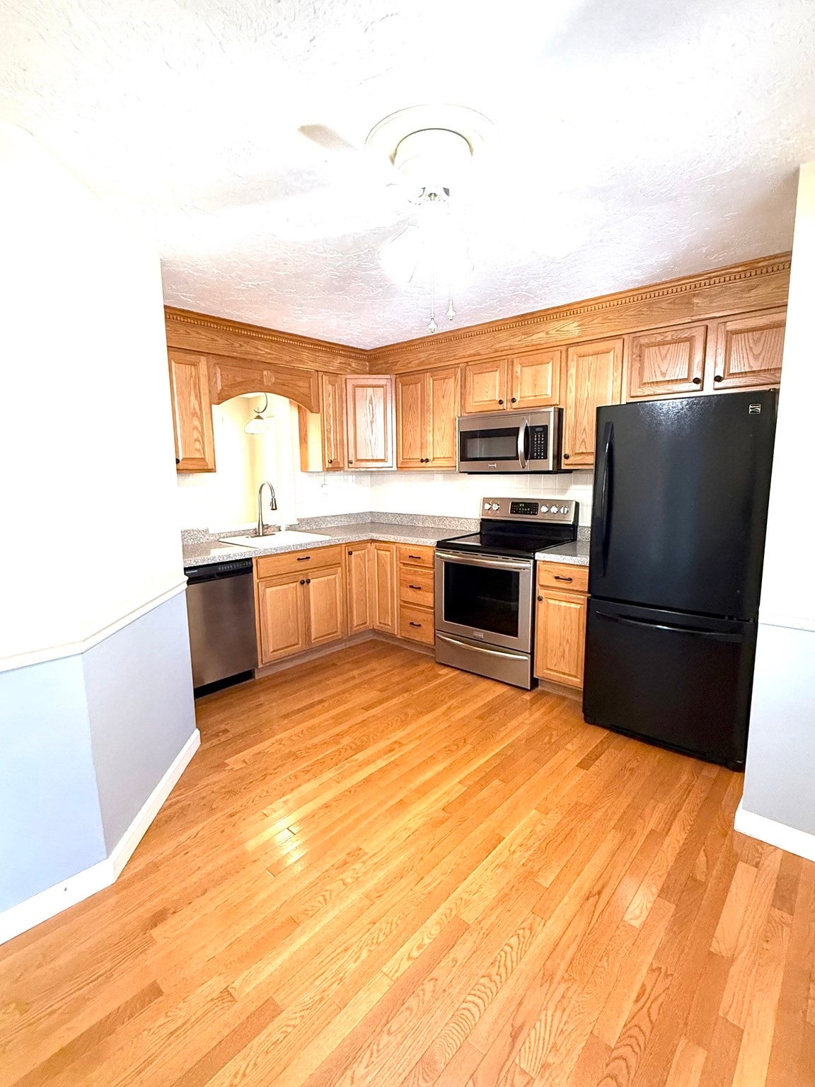 655 Pleasant Street 8