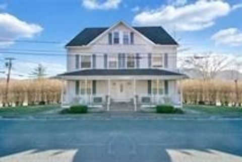 315 Woronoco Rd Russell MA 01071