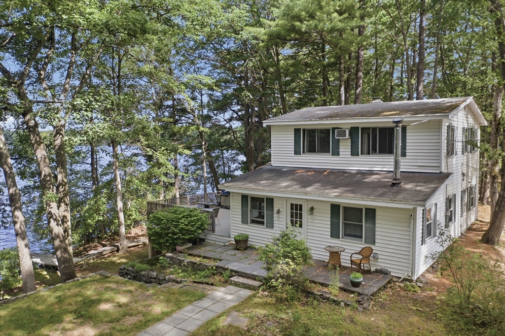 134 Peninsula Drive