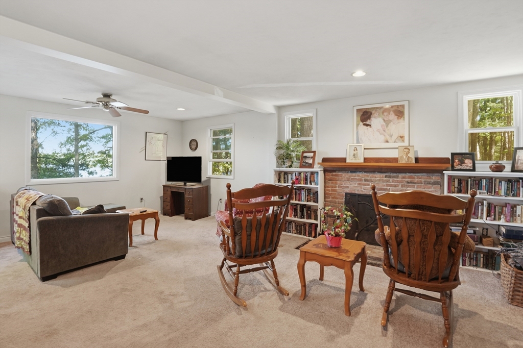 134 Peninsula Drive