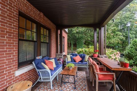 18 Eaton Court Wellesley MA 02481
