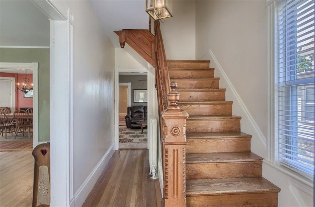 34 Emerald St
