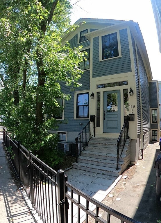 Photo of 156 Hampshire Street #1, Cambridge, MA