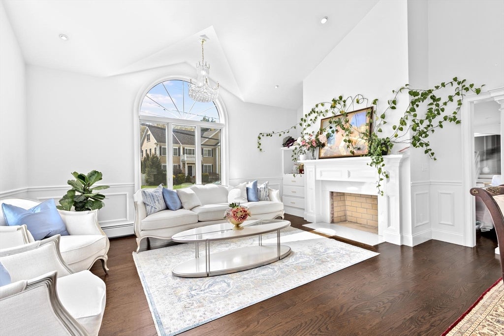 110 Redwood Rd, Newton, MA Photo #10