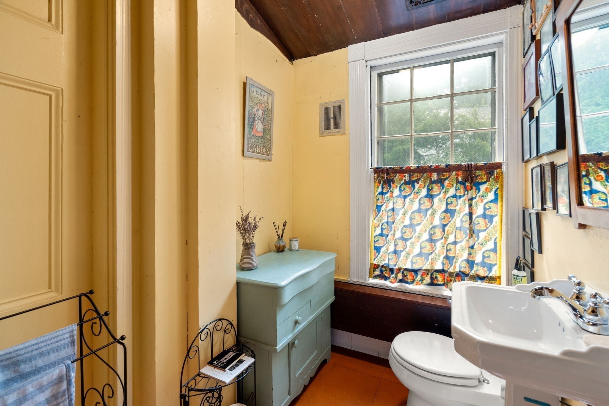 186 Highland Ave, Newton, MA, 186 Highland Ave, Newton, MA Photo #15