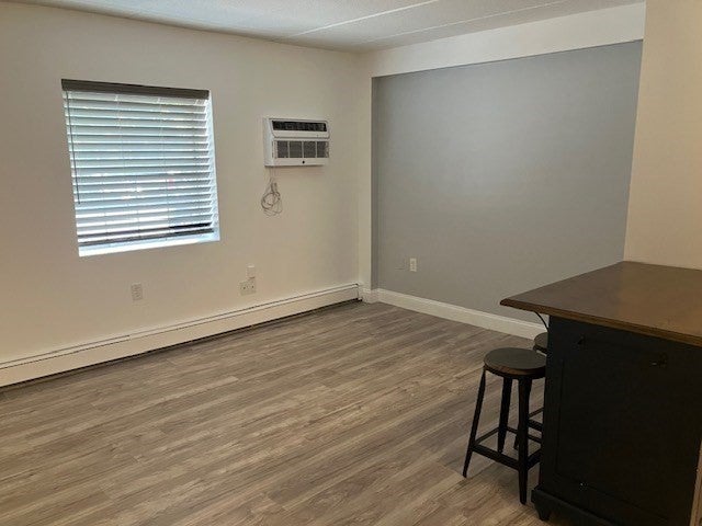 1000 Lexington St 16