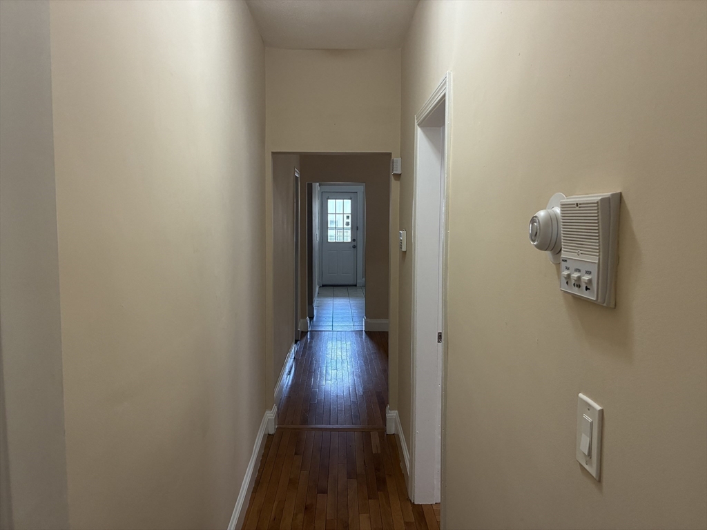 71 W Selden St 1