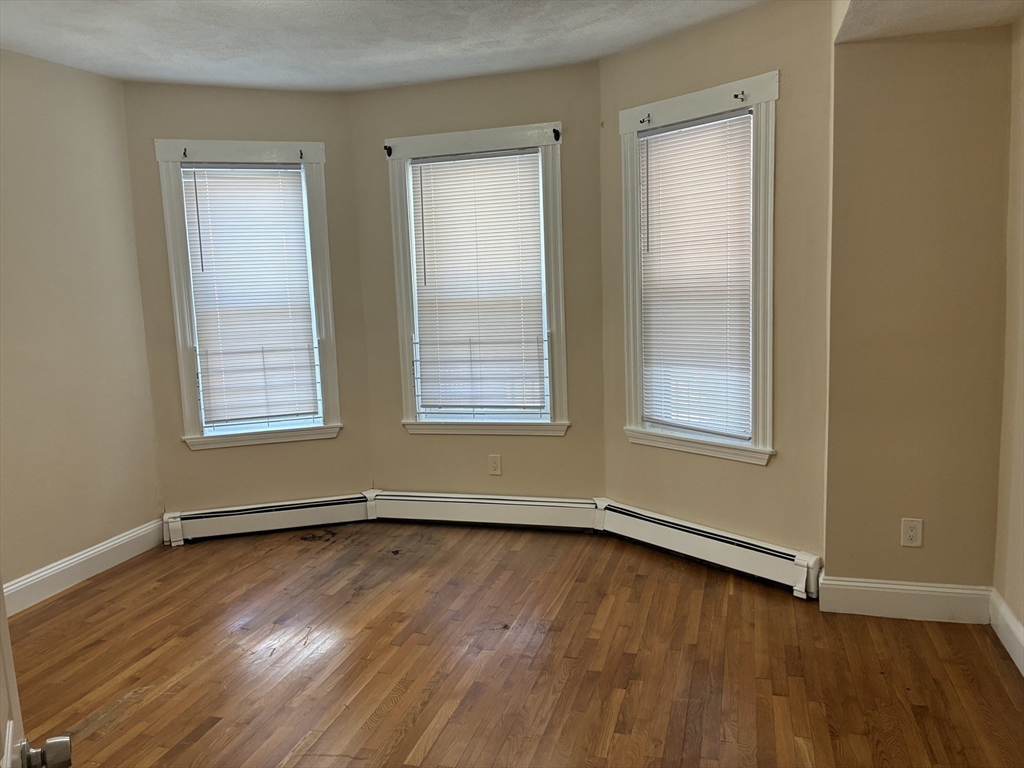 71 W Selden St 1