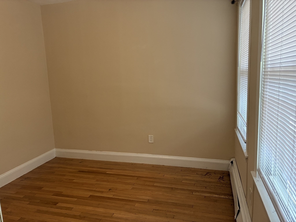 71 W Selden St 1
