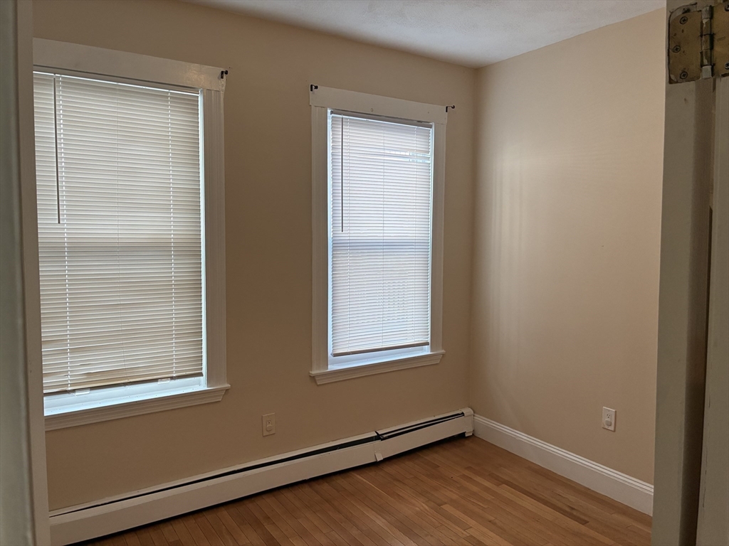 71 W Selden St 1