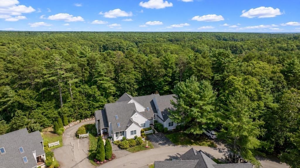 78 Gold Leaf LN, Mashpee, MA Photo #2