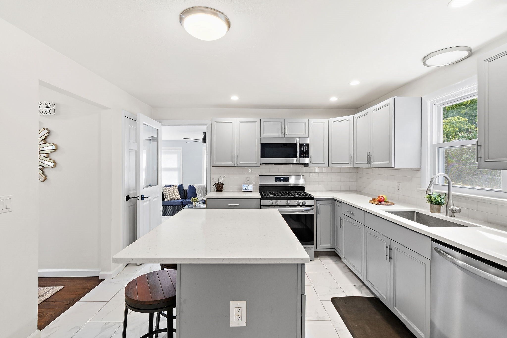 468 Underwood St, Holliston, MA, 468 Underwood St, Holliston, MA Photo #9