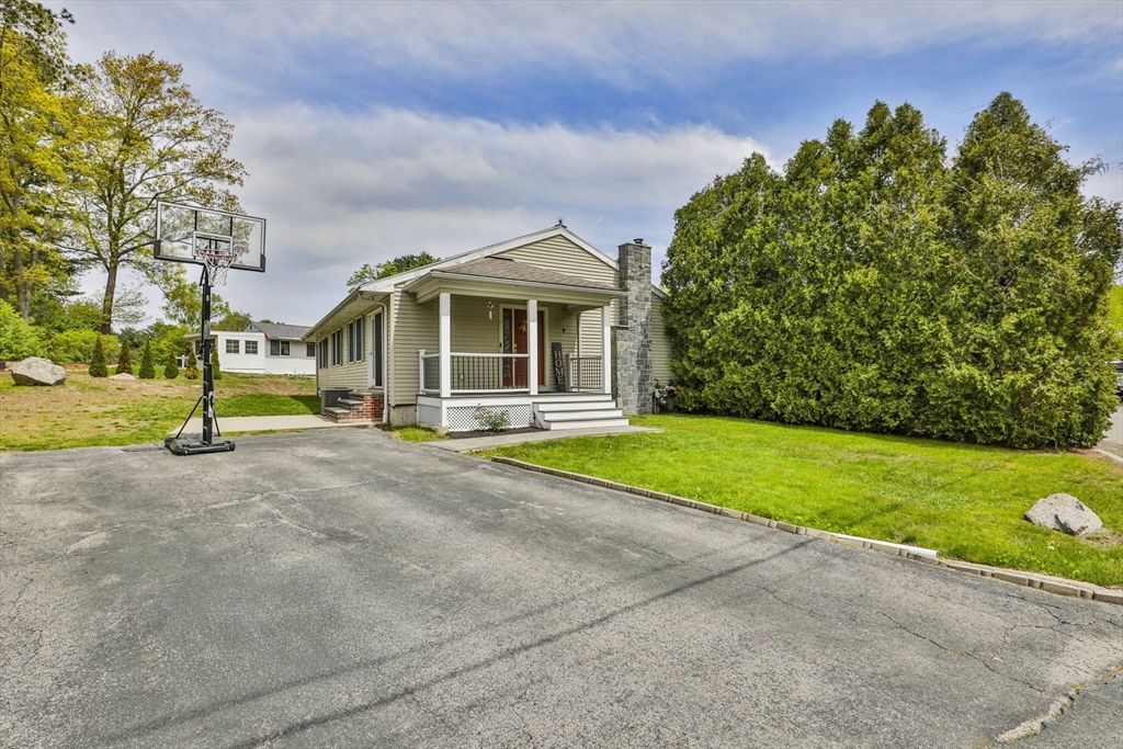 6 Phaneuf St, Middleton, MA Photo #2