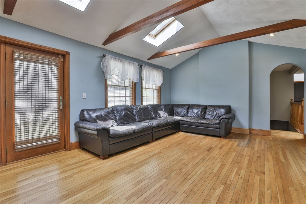 6 Phaneuf St, Middleton, MA Photo #13