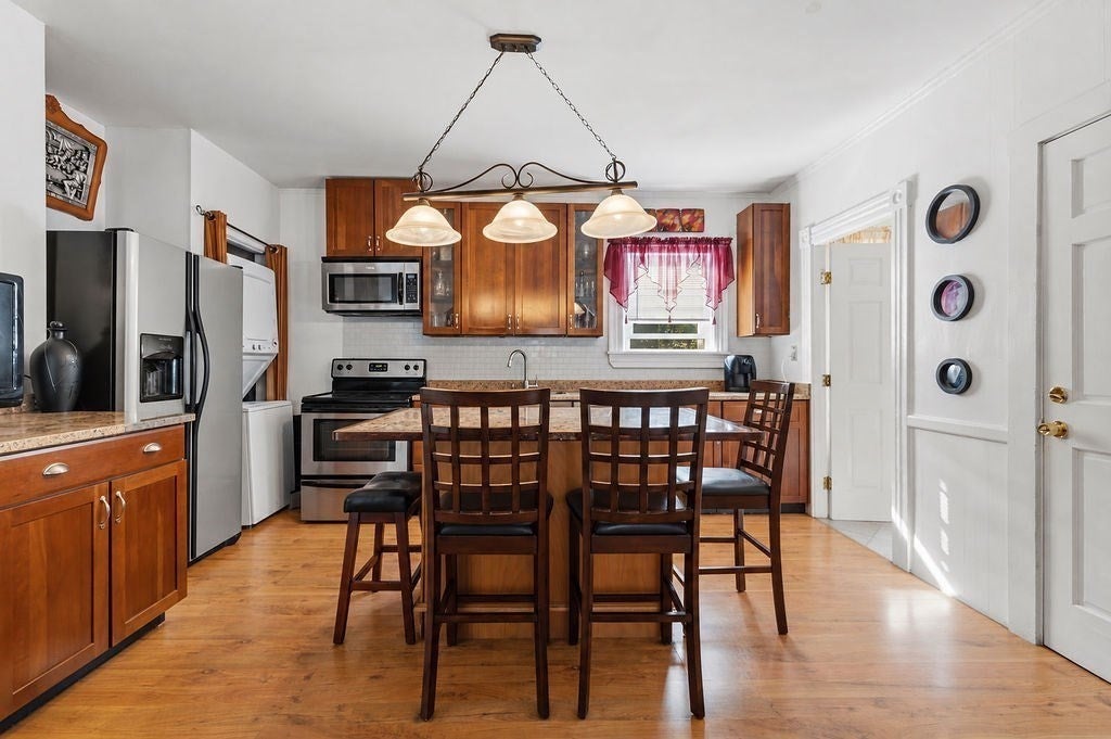 45 Pierce St, New Bedford, MA Photo #8